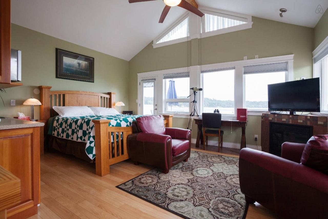 Birds Of A Feather Victoria Oceanfront Studio Suites Colwood Екстер'єр фото