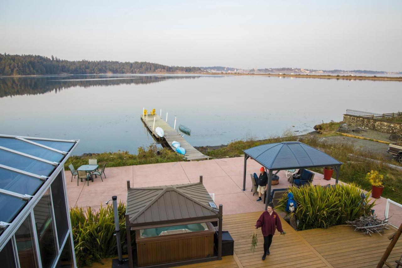 Birds Of A Feather Victoria Oceanfront Studio Suites Colwood Екстер'єр фото
