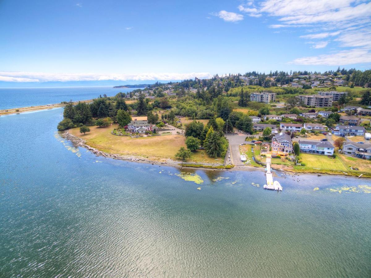 Birds Of A Feather Victoria Oceanfront Studio Suites Colwood Екстер'єр фото