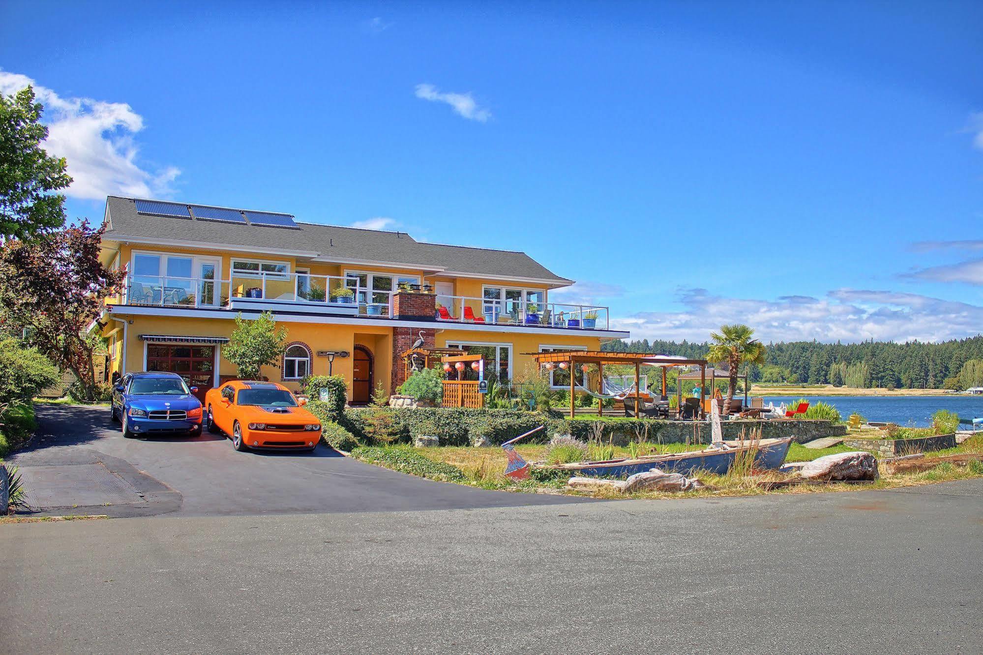 Birds Of A Feather Victoria Oceanfront Studio Suites Colwood Екстер'єр фото